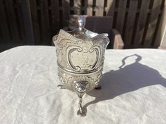 1750 beautiful rare George 11 Irish Helmet style cream jug 140 grams