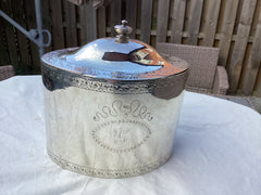 1786 beautiful George 111 silver tea caddy by Robert Hennell 335 grams