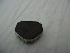 1735 interesting Georgian silver and Agate snuff box see photos