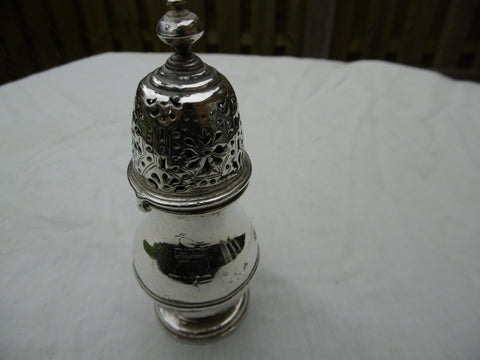 1707 rare Queen Anne castor by Ambrose Stevenson 72g nice crest