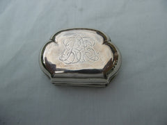 1730 fine large silver snuff box by RW lovely mirror initials 70g
