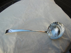 1790 lovely Georgian Irish soup ladle with Bright cut Star decoration by John Power 166g
