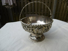 1770 stunning Irish Georgian silver basket by William Bond 152g see photos