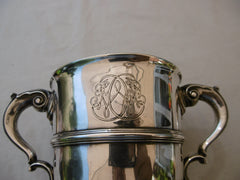 1750 rare Georgian Irish silver cup by William Townsend nice crest 390g