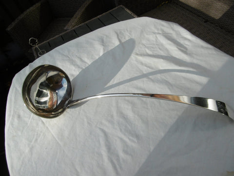 1760 very rare Georgian heavy Glasgow soup ladle by Milne and Campbell 210 grams