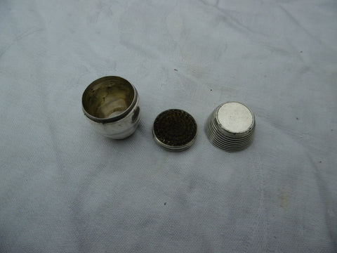 1750 very nice Georgian silver Barrel Nutmeg grater by Daniel Field