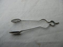1720 rare pair of early Andiron Silver sugar nips or tongs by IL