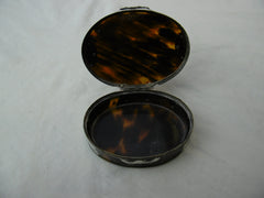 1740 beautiful Tortoiseshell and silver snuff box see photos 8.5cms