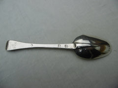 1713 rare Provincial rat tail tablespoon by William Webb of Winchester dated 1713