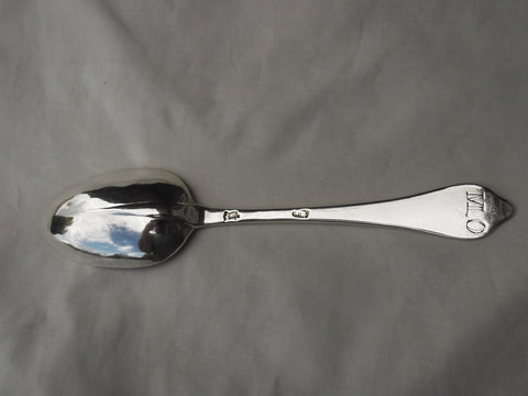 1704 fine Queen Anne dognose spoon by Thomas Allen nice period initials